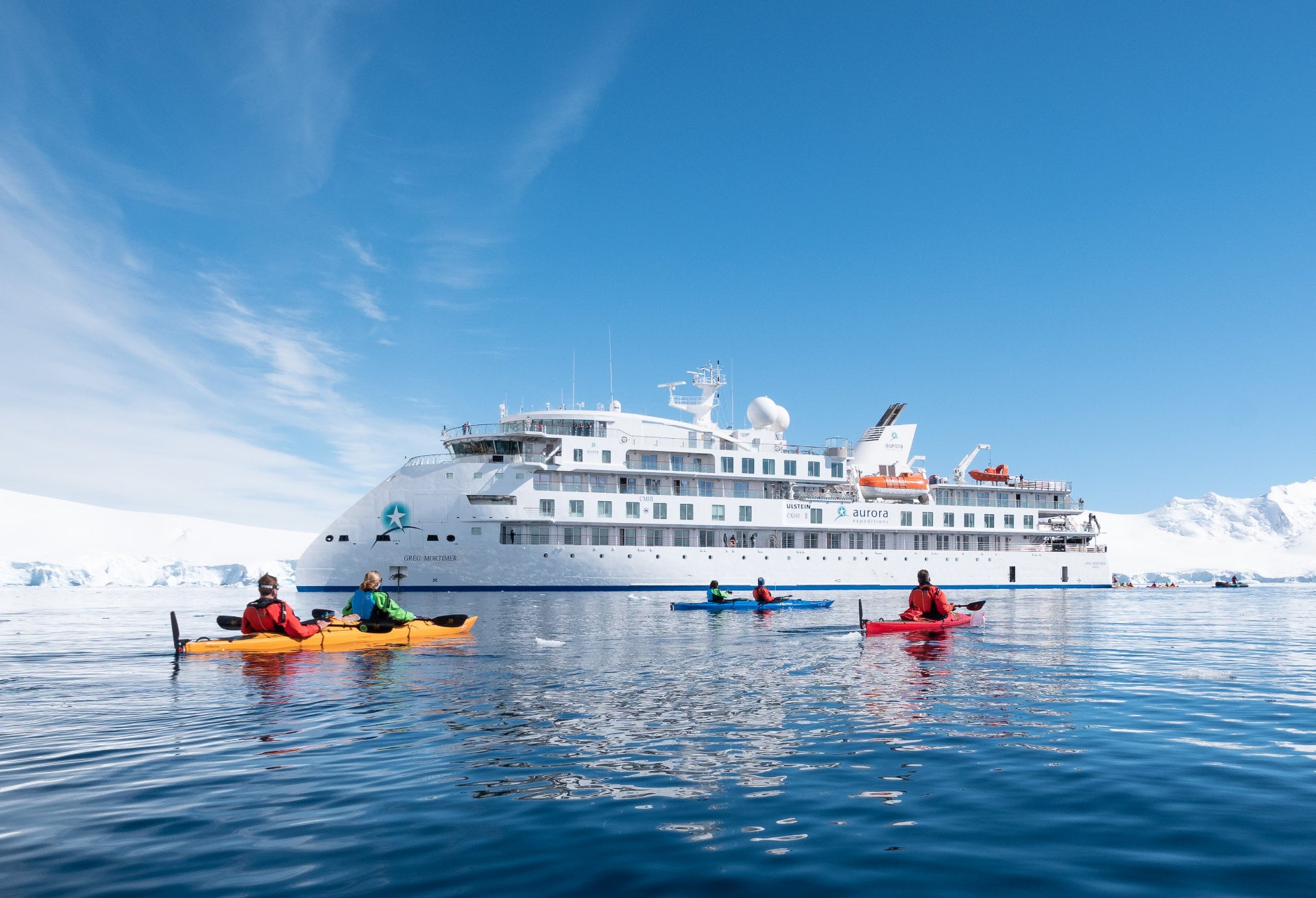Greg-Mortimer-Kayaking-GM-Port-Lockroy-Al-Bakker